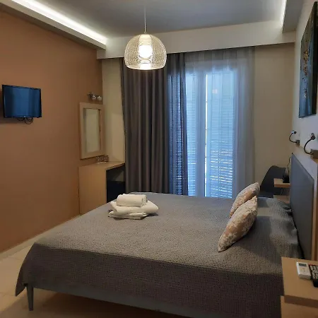 Angelo Cafe 2* Τολό