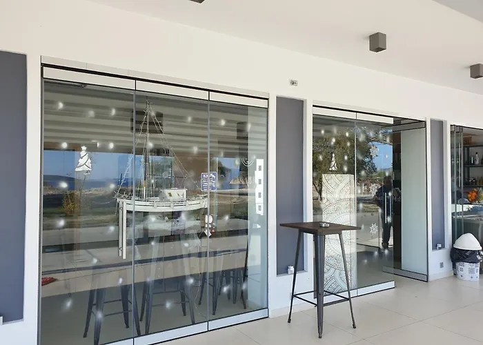 Angelo Cafe Hotel 2*