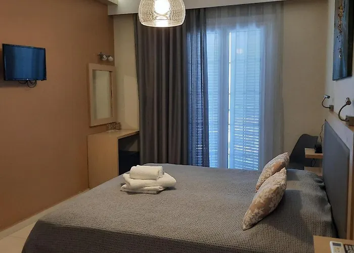 Angelo Cafe 2* Toló