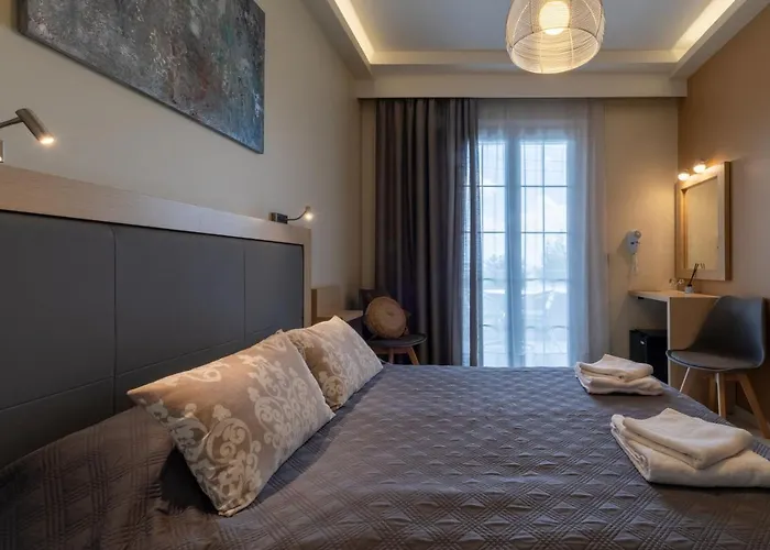 Angelo Cafe 2* Toló